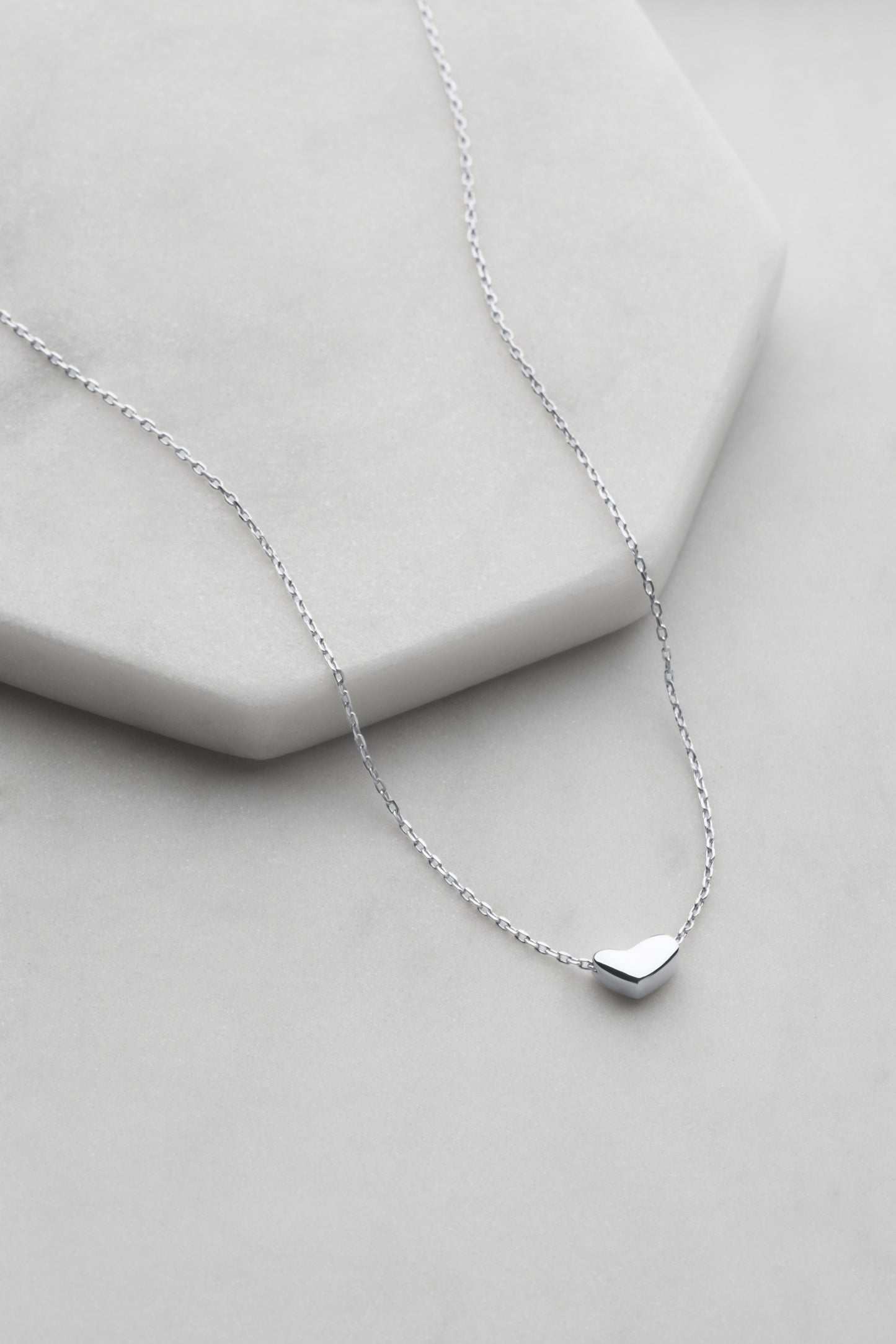 Amelia Mini Necklace