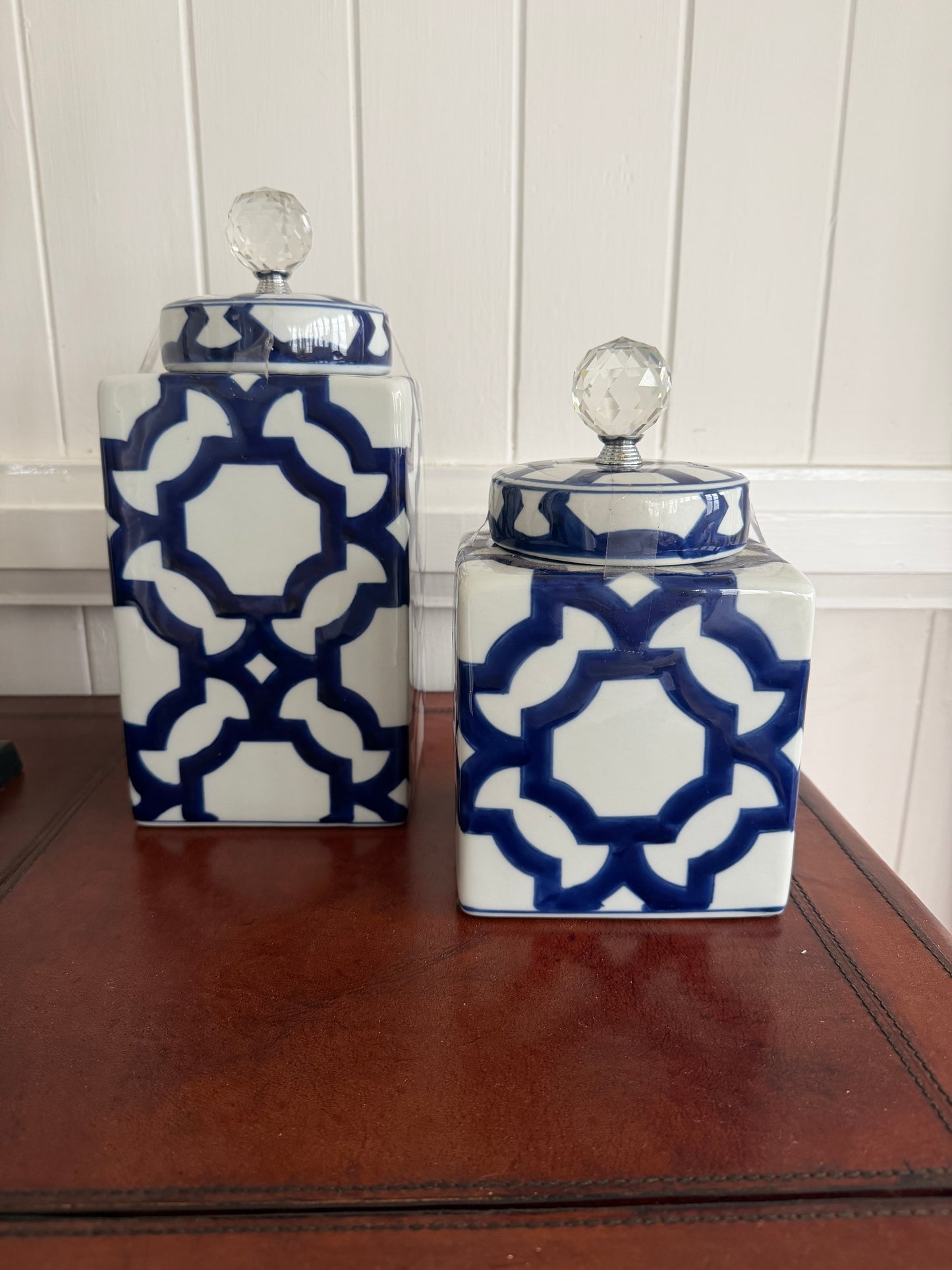 Ginger Jars - Crystal Knob