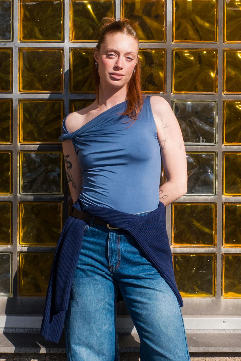 Elara Twist Top