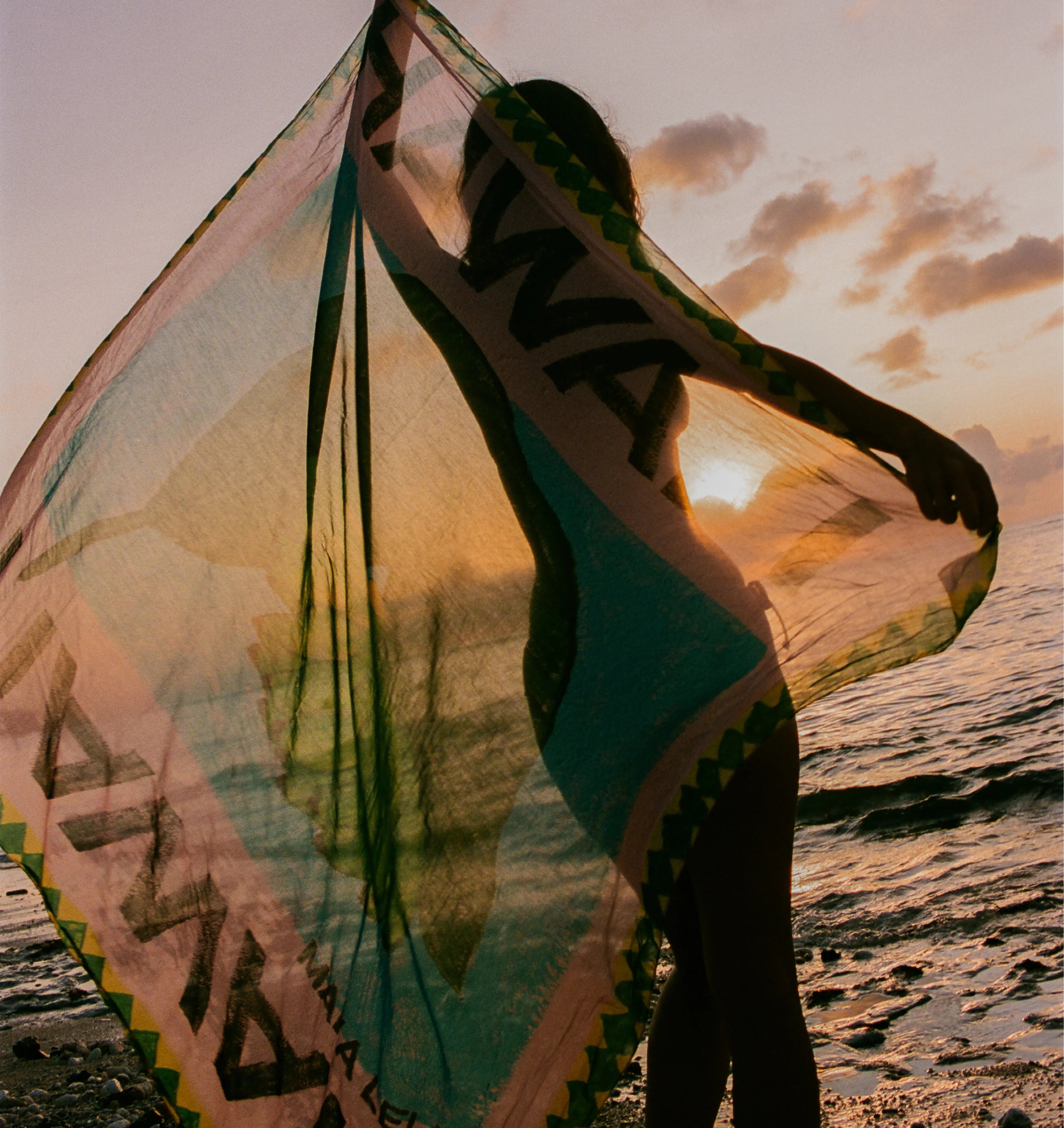 HAWAII TRAVEL SARONG