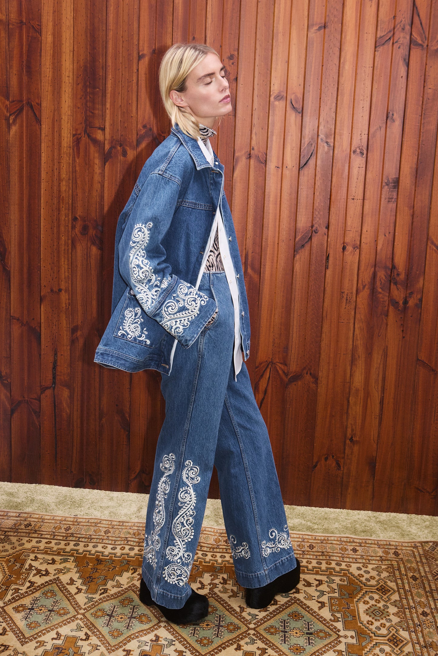 JACONES FLARE DENIM JEAN (August Delivery)