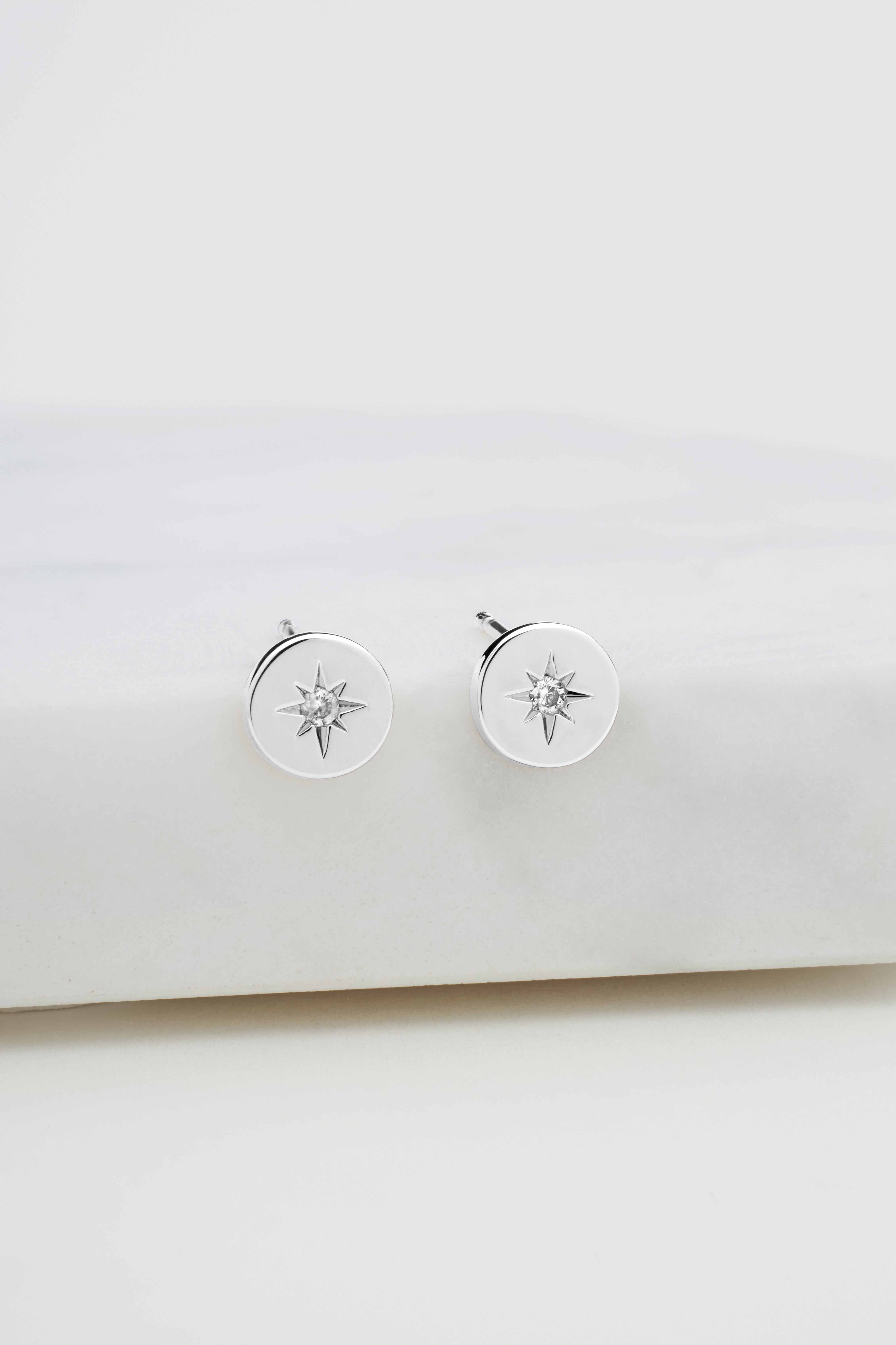 Crystal Disk Stud Earring (925 Sterling Silver)