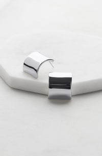 Aria Earring