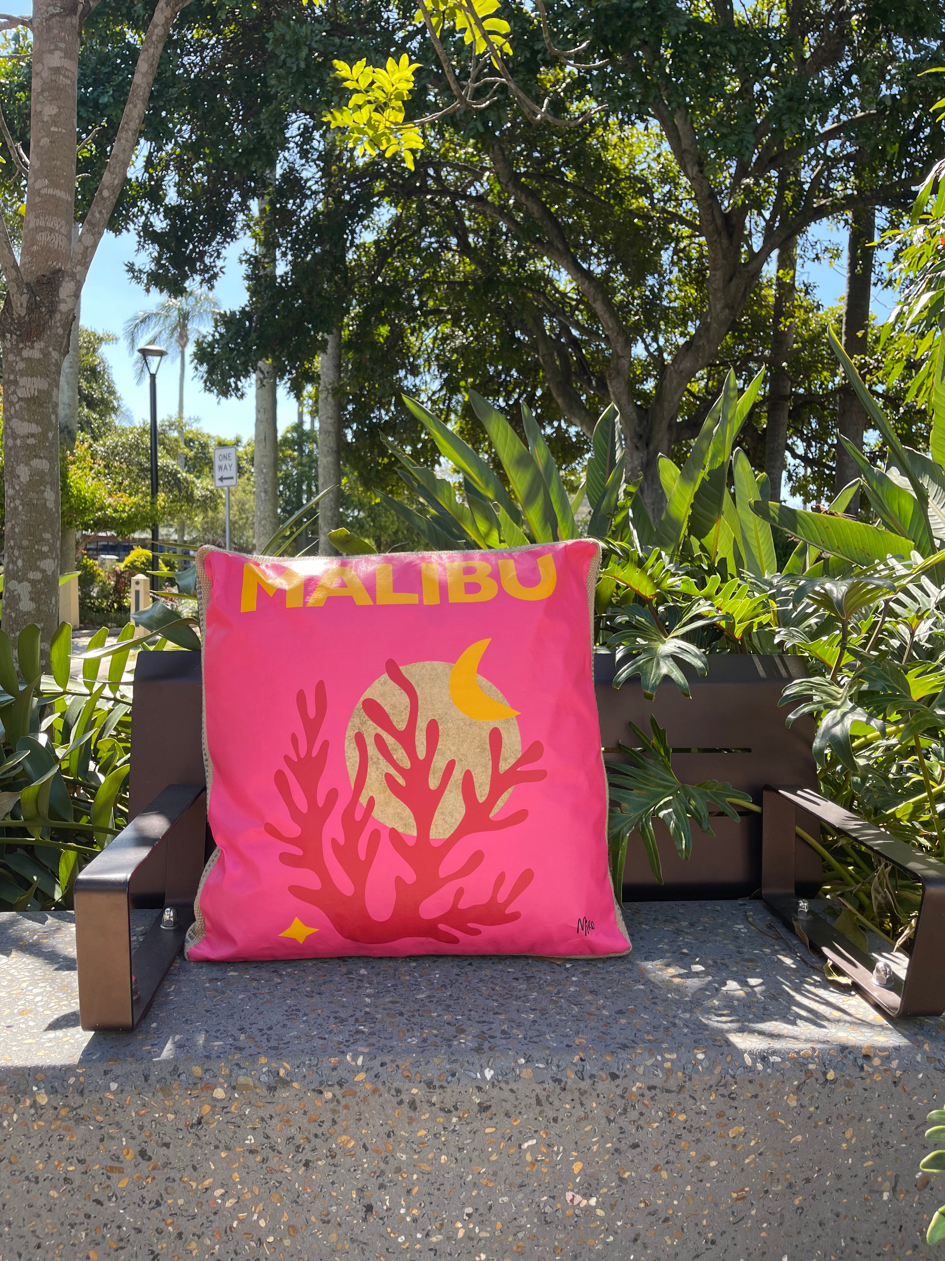MALIBU CUSHION