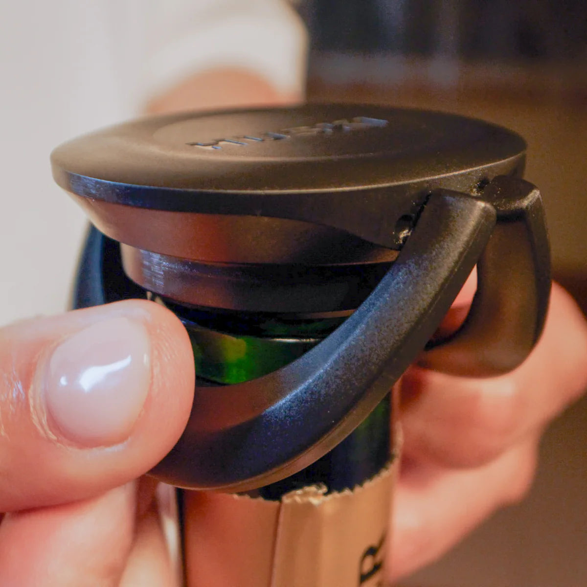 HUSKI BUBBLEMATE BOTTLE STOPPER