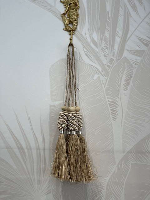 Shell Tassel (Small Shell)