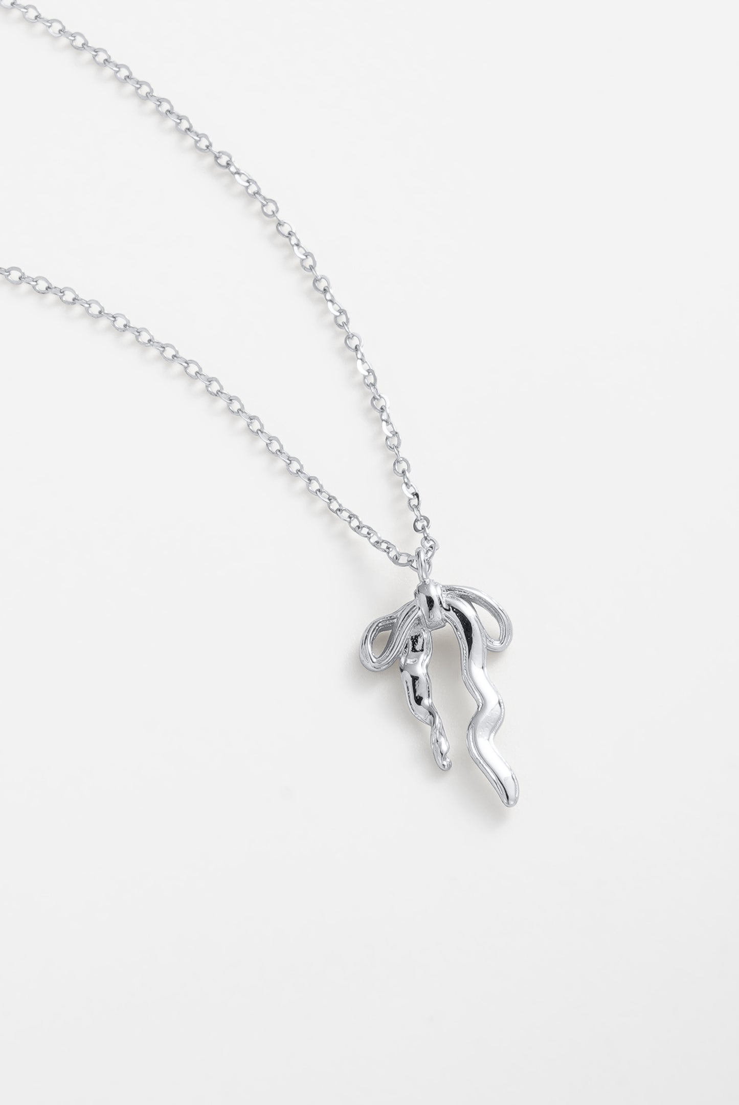 Lila Necklace