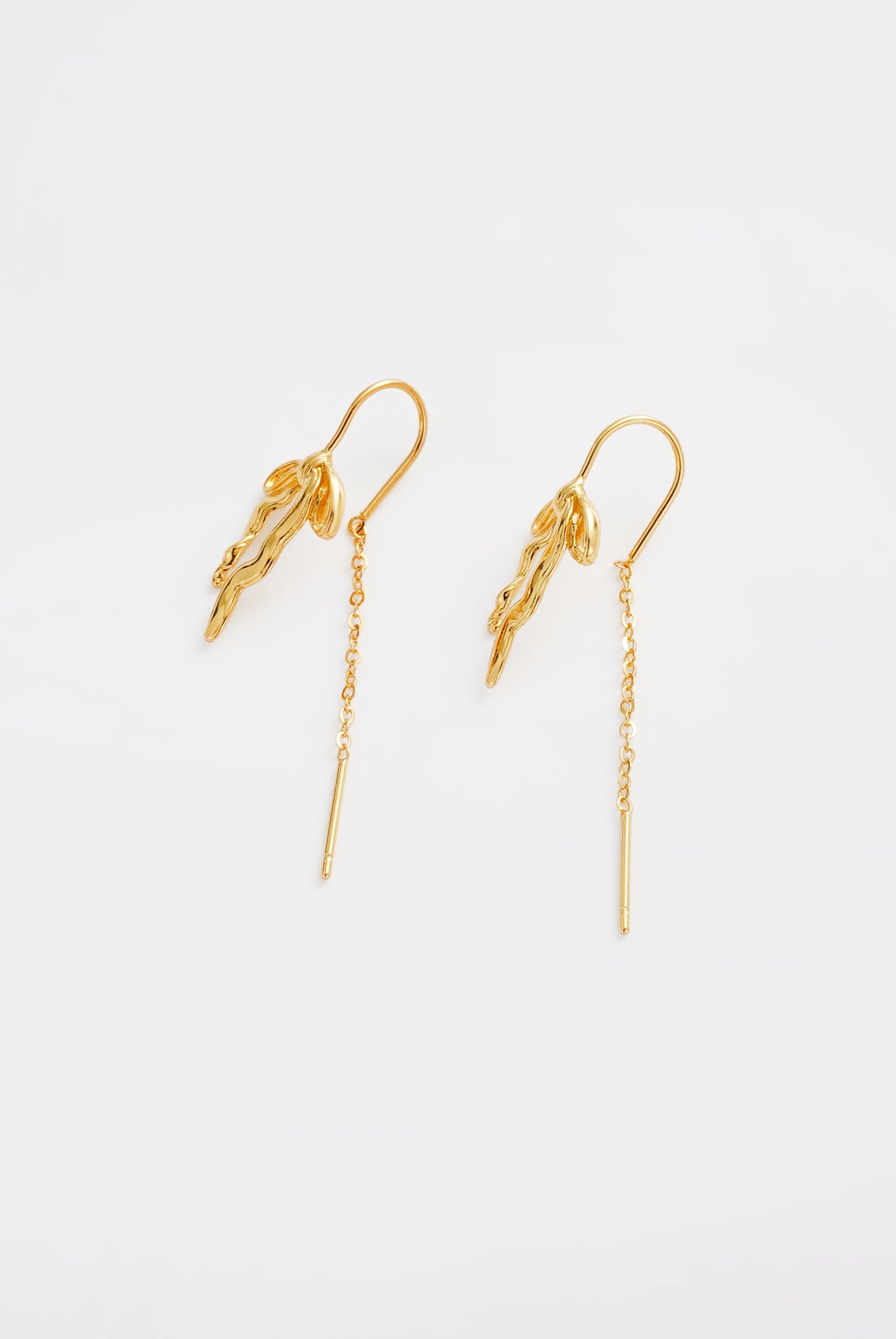 Lila Thread Earring