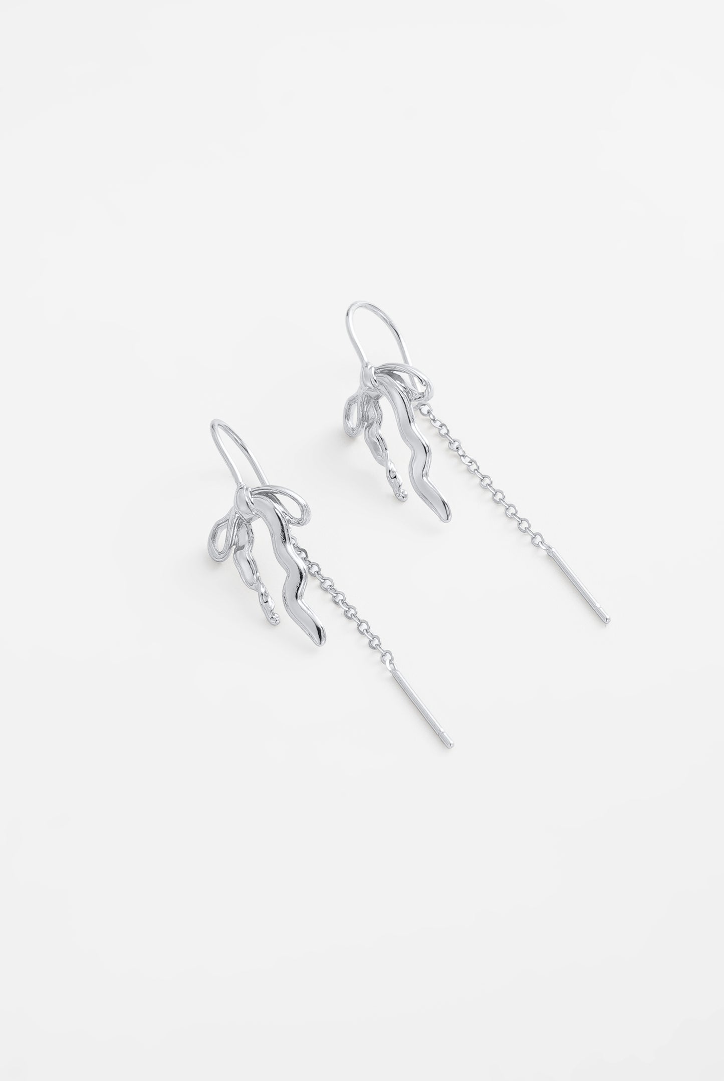 Lila Thread Earring