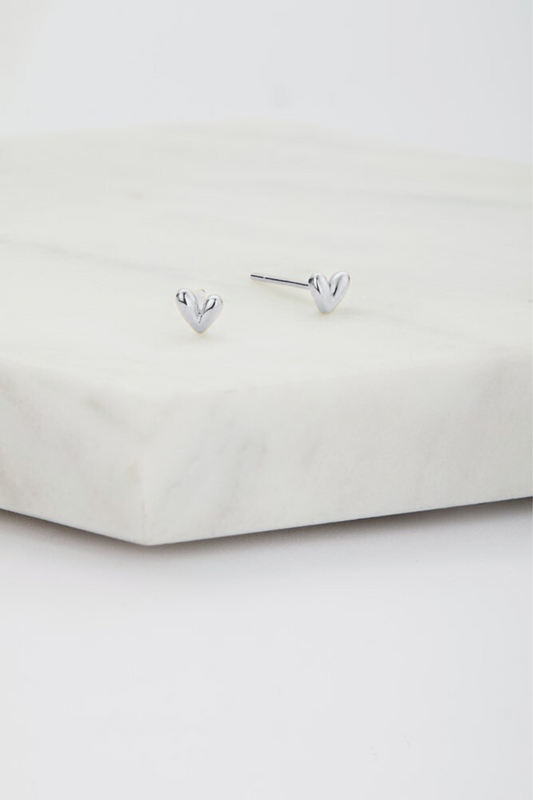 Nora Stud Earring (Heart)