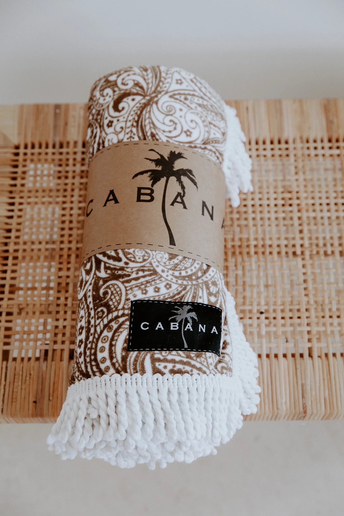 Oahu Beach & Picnic Towel - Mocha