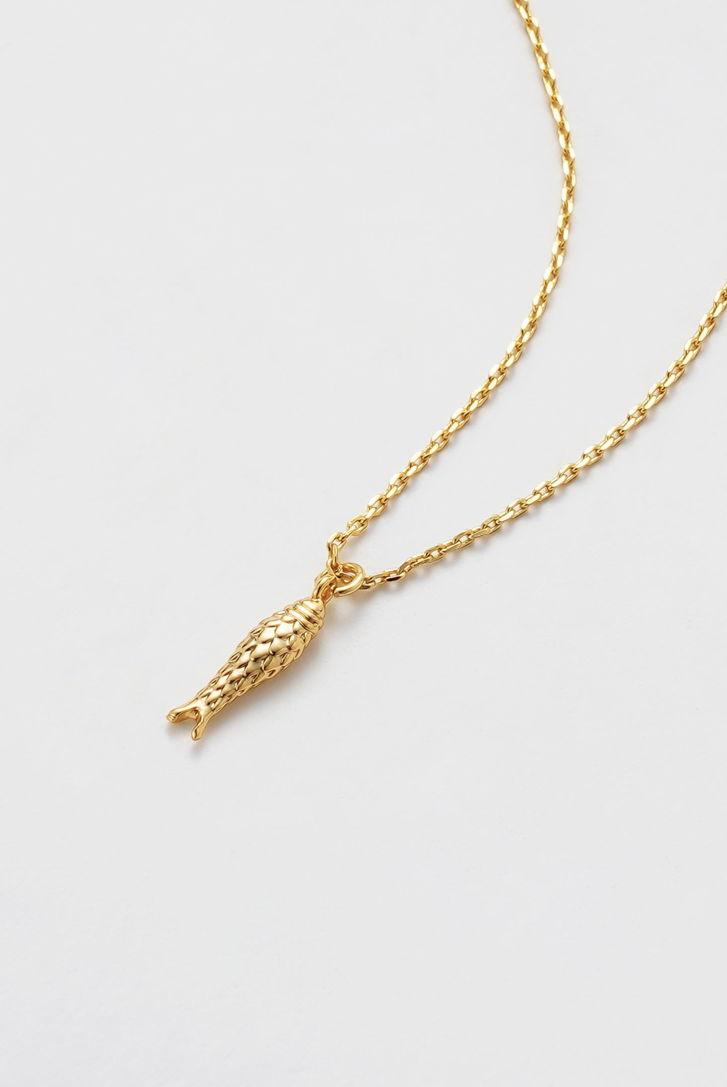 Tate Mini Necklace (Fish)