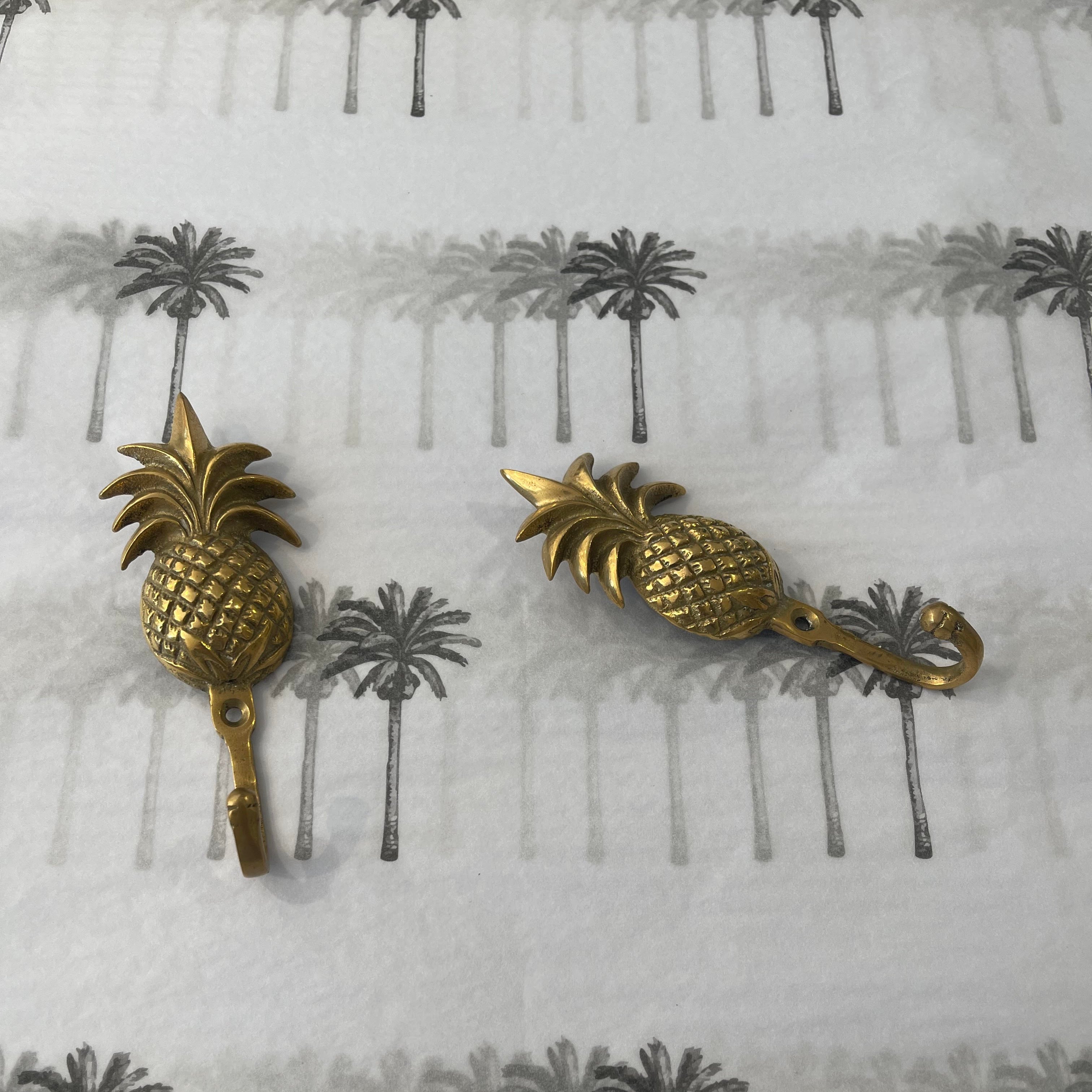 PINEAPPLE BRASS HOOKS