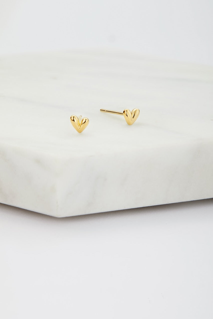 Nora Stud Earring (Heart)