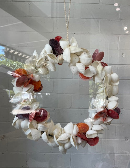 SHELL WREATH