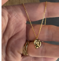 Shelly Mini Necklace