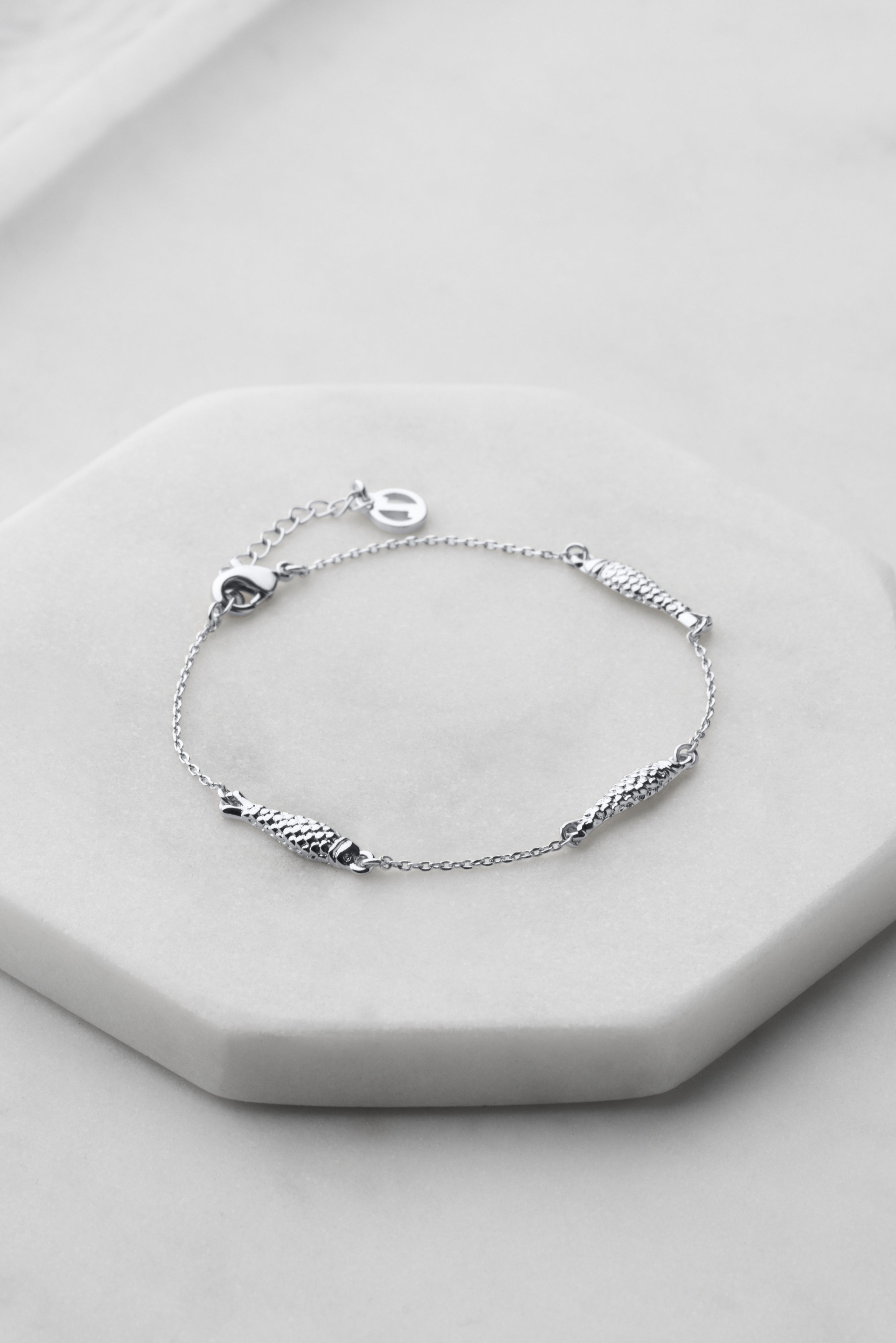 Tate Silver Bracelet (Fish)